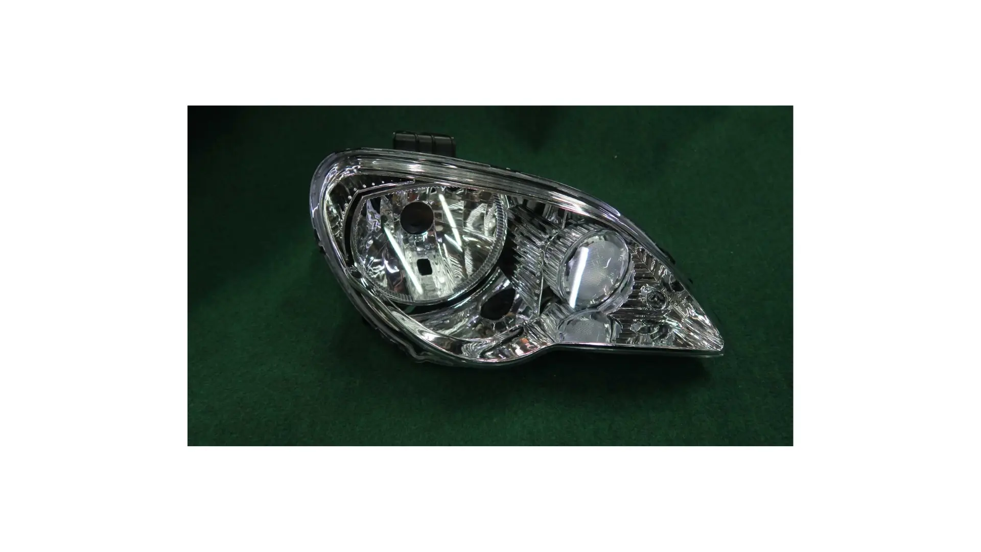 HEAD LAMP , PROTON GEN 2/PERSONA RIGHT -LOCAL CLEAR *NOV25*